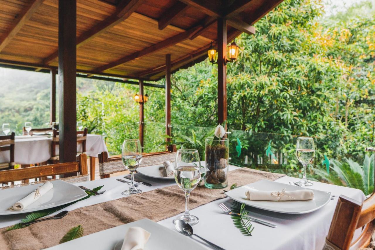 Piripe Wellness Lodge Pacto Luaran gambar