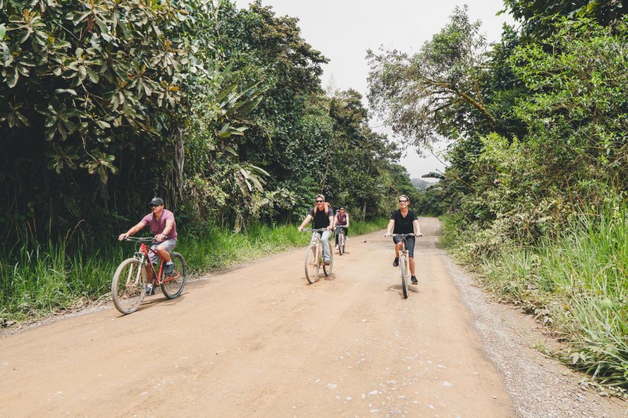 Piripe Wellness Lodge Pacto Luaran gambar