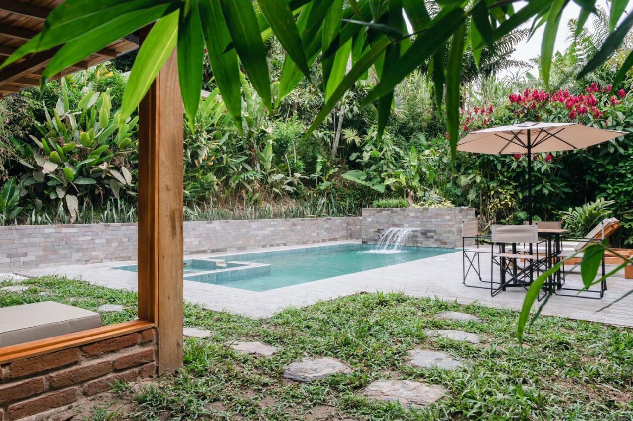 Piripe Wellness Lodge Pacto Luaran gambar