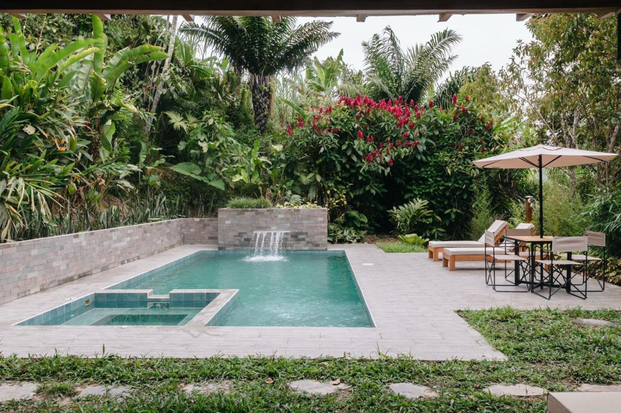 Piripe Wellness Lodge Pacto Luaran gambar